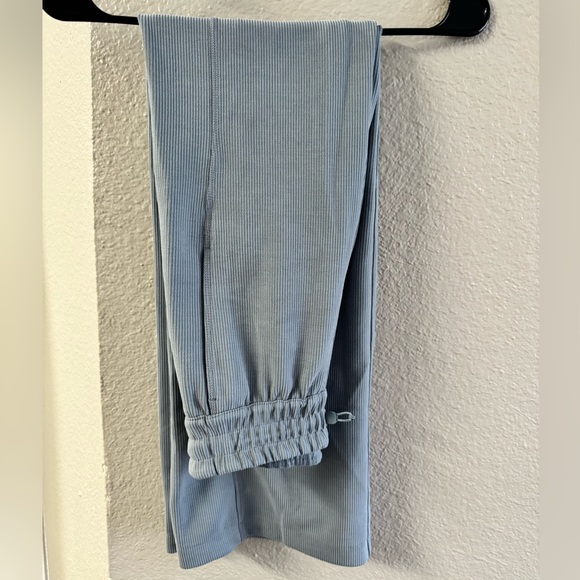 Ribbed lululemon Pants - Picture 3 of 11